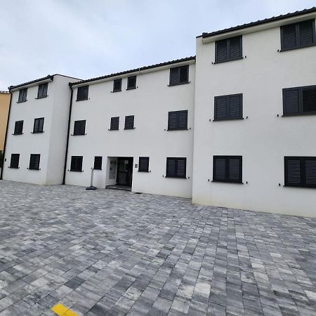 Apartmani M&L I M&J مالينسكا المظهر الخارجي الصورة