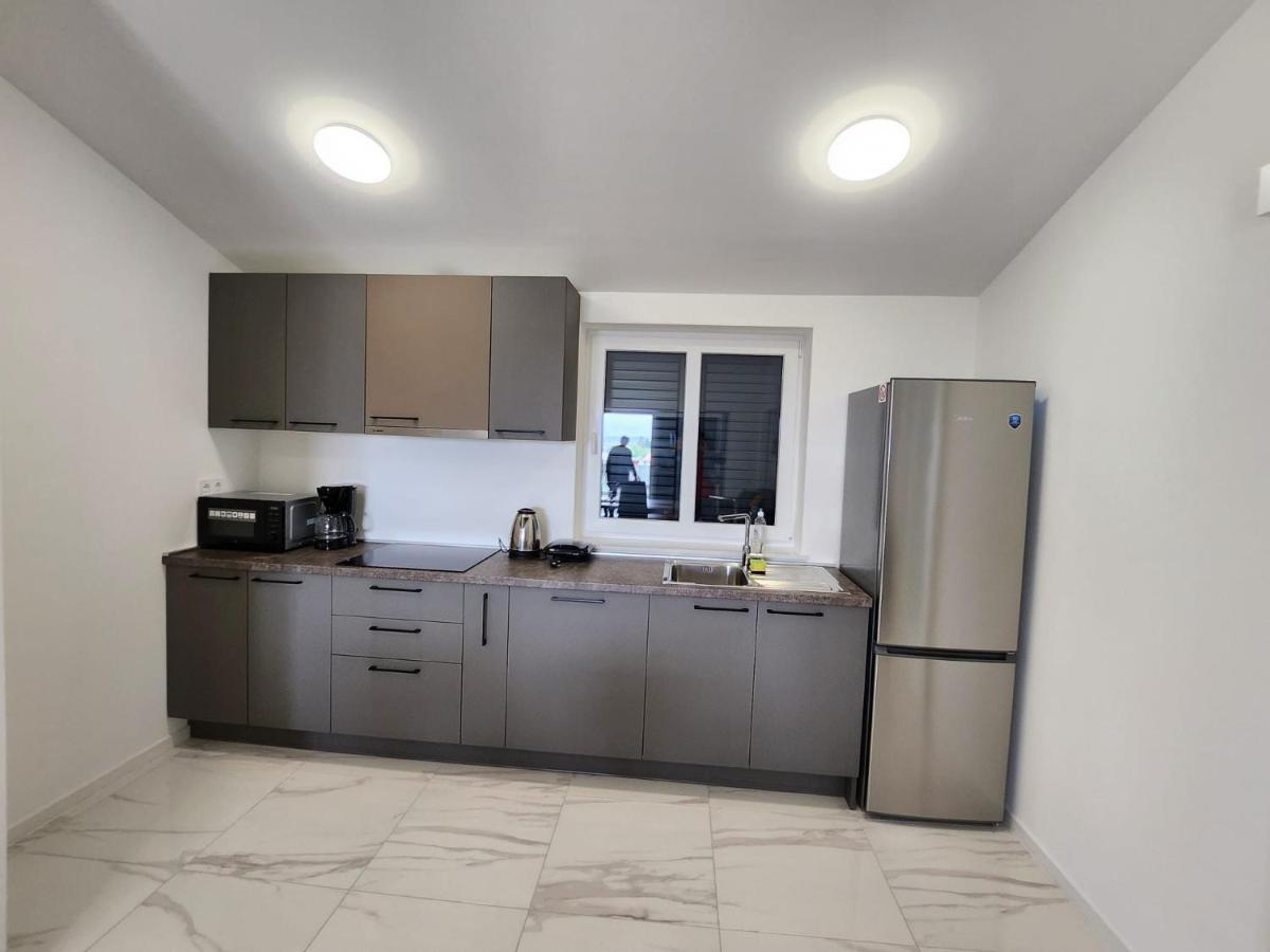 Apartmani M&L I M&J مالينسكا المظهر الخارجي الصورة